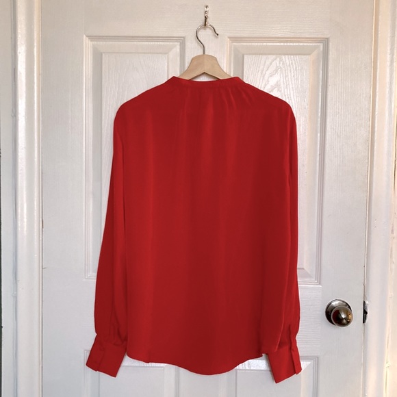 Warm red flowy silky peasant top - Picture 2 of 4